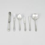 487243 Cutlery set